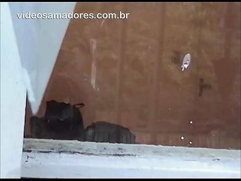 ❤️ Omu cornu chì fighjula a so fidanzata cù un altru tippu, registrendu un video di cazzo senza disturbà a coppia ❤️ Super sex à co.pornpk.ru ☑